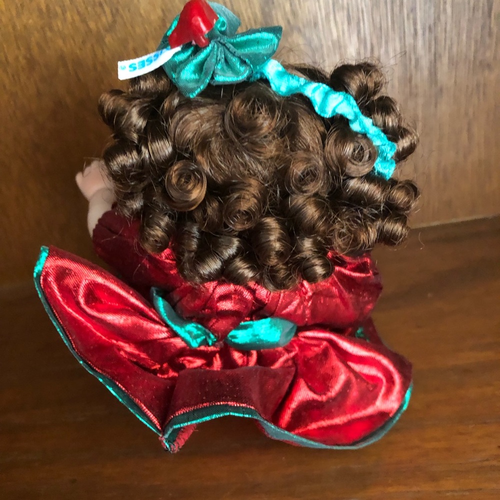 Marie Osmond Hershey Kisses Porcelain Tiny Tot - Picture 6 of 6
